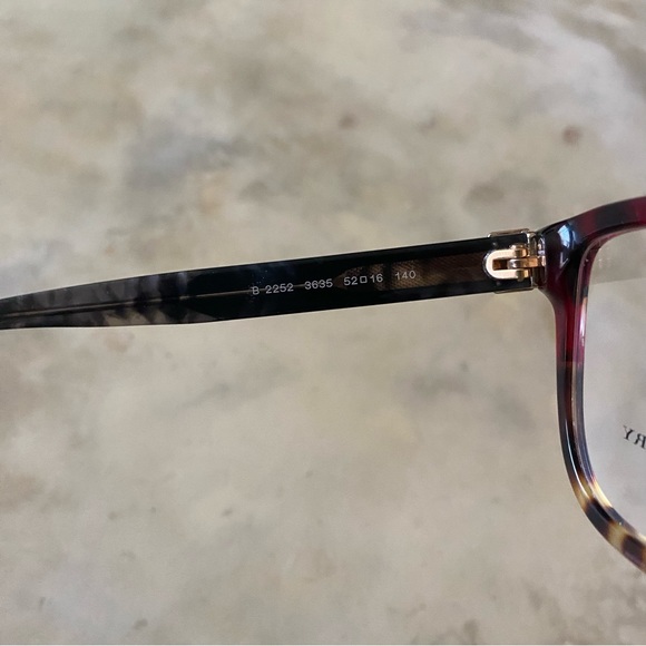 NIB Women’s Burberry Eyeglass Frames B2252 52-16-140 - Picture 5 of 8